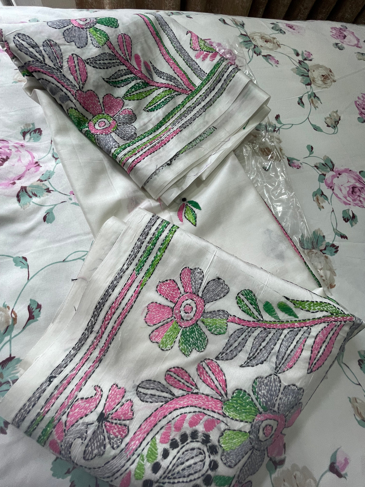 Ivory Bangalore Silk Saree with Multicolour Kantha Stitch Floral Embroidery